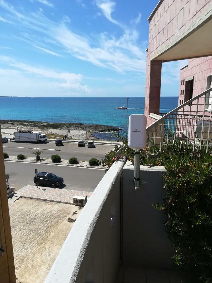 A 20 mt dal mare Gallipoli Exterior foto